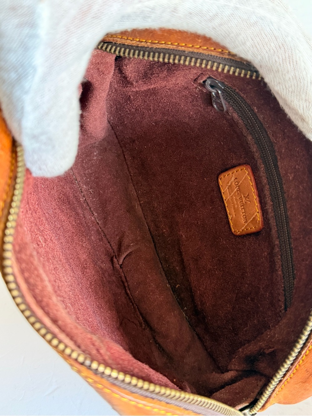 Louis Vuitton Vintage Monogram Round Shoulder Bag in Brown and Tan - Picture 7 of 9